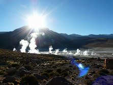 Sdamerika, Chile - Argentinien: Auf den Spuren des Kondors - Sonnenaufgang im hchstgelegenen Geysirfeld der Welt